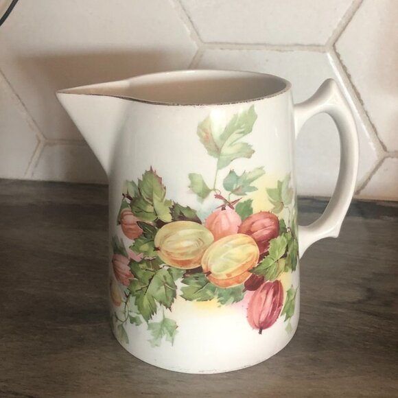 VINTAGE EDWIN M KNOWLES CHINA CO. FRUTI PITCHER - Picture 1 of 8